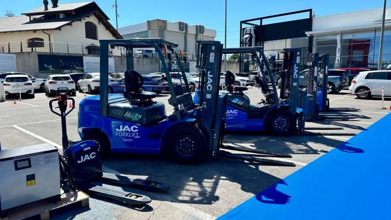 Grup Oliva Motor entra en el mercado de las carretillas elevadoras como importador de JAC Forklift